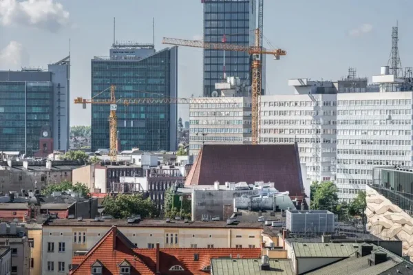 Gmina Dąbrowa Białostocka składa wnioski na budowę i remonty dróg