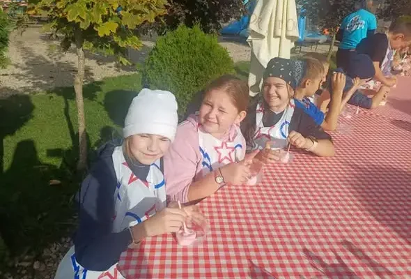 Jesienna wyprawa klas 4 i 5 do FastParku – dzień pełen wrażeń