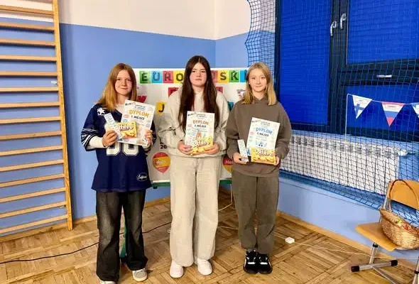 Europejski Dzień Języków w szkole – plakaty, quiz i zwyciężczynie