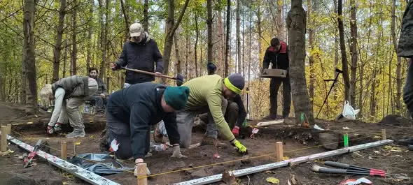 Cmentarzysko sprzed 1500 lat odkryte w lasach Nadleśnictwa Krynki
